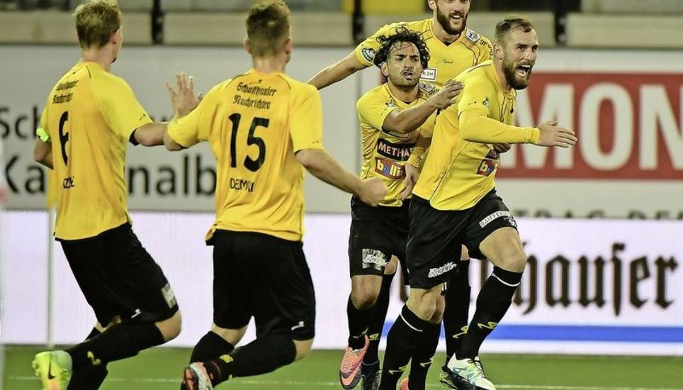Zu früh gefreut: Die FCS-Spieler (Neitzke, Demiri, Gül, Mevlja und Torschütze Lekaj, von links) führten bis zur 82. Spielminute, ehe die Gäste aus der Romandie noch den schmeichelhaften 2:2-Ausgleich schafften. Bild: Michael Kessler