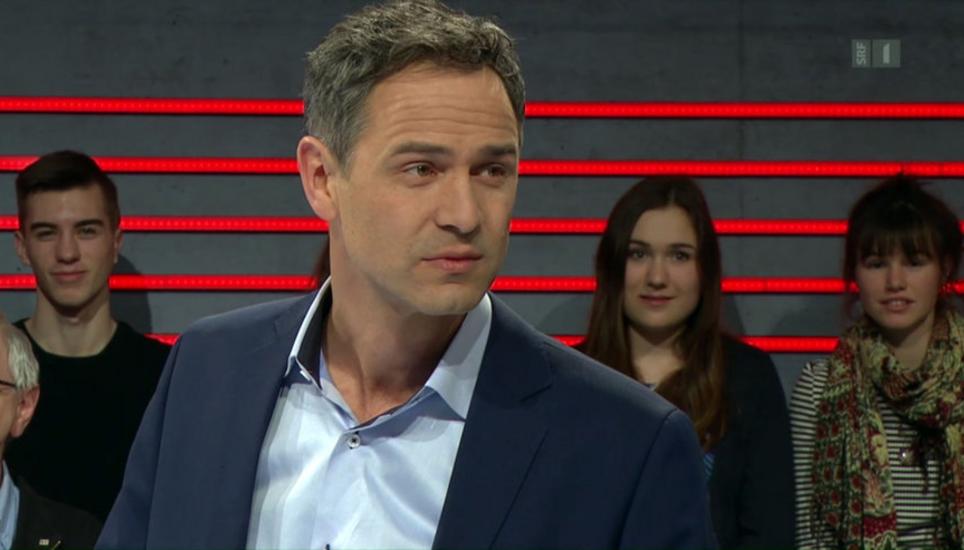 Umstrittener Wissenschaftler: Daniele Ganser in der SRF Arena. Bild: Screenshot SRF