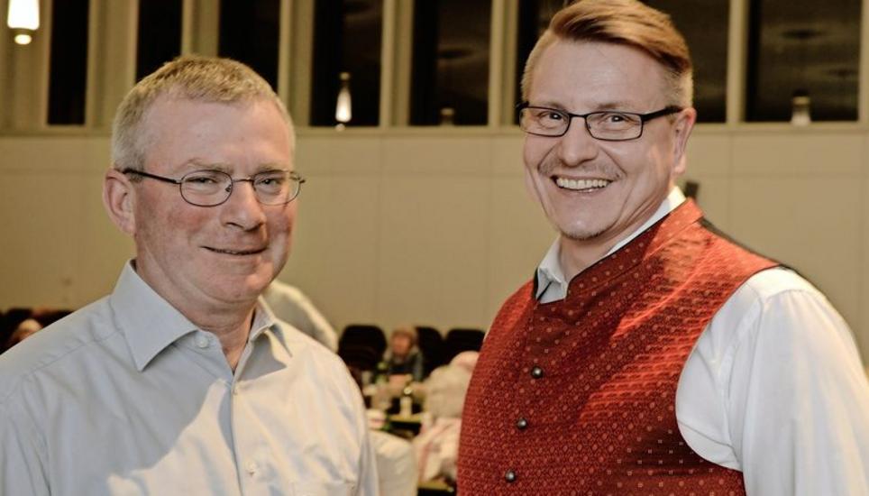 Nach zehn Jahren als Präsident übergibt Hans Peter Huber (l.) die Geschicke des Vereins in die Hände von Christian Eichholz.