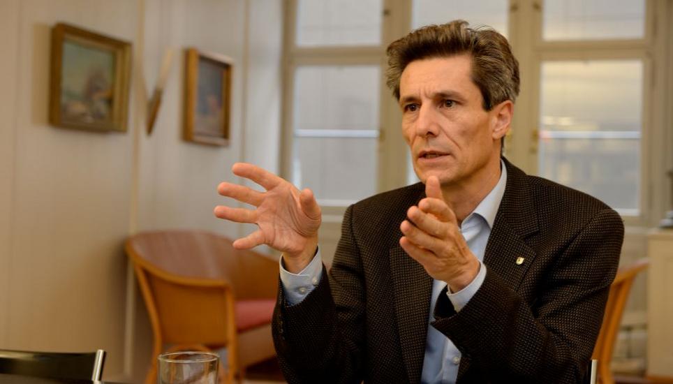 Stadtpräsident Peter Neukomm ist erschüttert über den Tod des SH Power Direktors. Archivbild: Selwyn Hoffmann