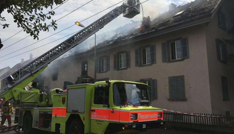 Bei einem Brand in Winterthur sind vier Personen verletzt worden. Bild: Kantonspolizei Zürich