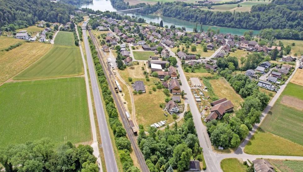 Drohnenaufnahme von Hemishofen und Stein am Rhein, am Dienstag, 20. Juni 2023. (Melanie Duchene / Schaffhauser Nachrichten)