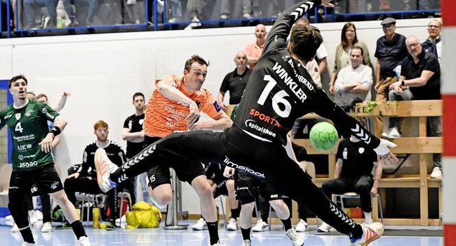 05.04.2024; Thun; Handball Quickline Handball League Playoff Viertelfinal - Wacker Thun - Kadetten Schaffhausen;
x (Sandro Stutz/sast-photos)
