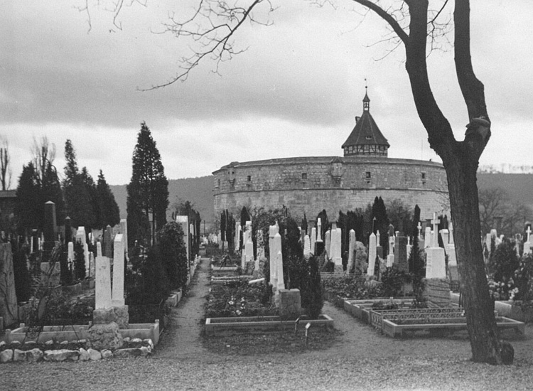 Alter Friedhof vor dem Munot Schaffhausen