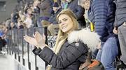 Freude und Spass konnten die 7727 Zuschauer im neu eröffneten Schaffhauser Fussballstadion Lipo-Park erleben. Freude über einen neuen Fussballtempel und Spass am Regionalderby, das die Schaffhauser mit 2:1 gegen den FC Winterthur gewinnen konnten. Bilder: Luisa Kehl (5) und Roger Albrecht (1)