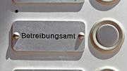 Über 10'000-mal musste im Kanton Schaffhausen im Jahr 2017 eine Lohnpfändung vorgenommen werden. Bild: Key