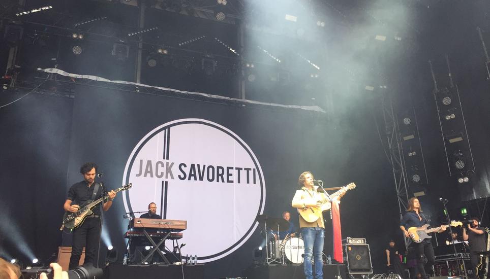 Jack Savoretti eröffnet den dritten Abend. Bild: Jessica Huber