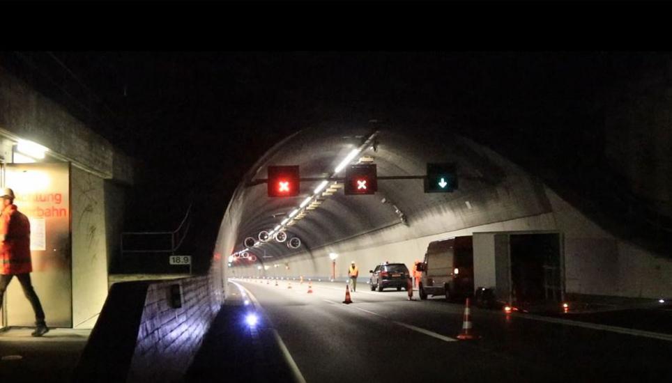 Die Arbeiten in den Tunneln Fäsenstaub und Cholfirst erfordern nächtliche Vollsperrungen.