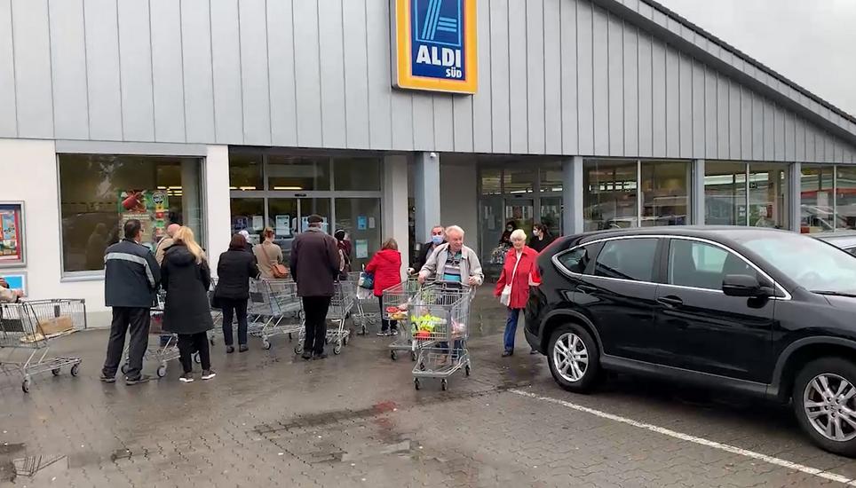 Einkaufen ist weiterhin möglich – wenn auch eingeschränkt. Bild: RD
