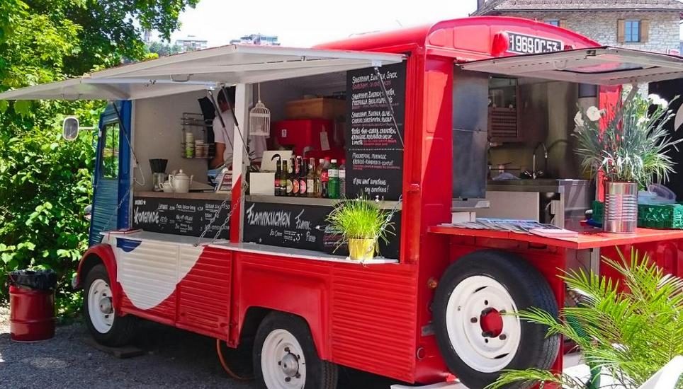 Flammkuchen vom Carcajou Mobil in Flurlingen. Bild: carcajou.ch