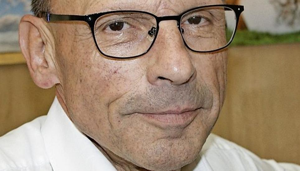 Ernst Landolt ist stolz auf den Schaff- hauser Weinbau.Bild Alfred Wüger