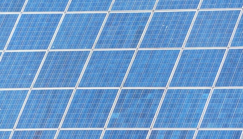 Die Solaranlage kostet rund 1,2 Millionen Euro.