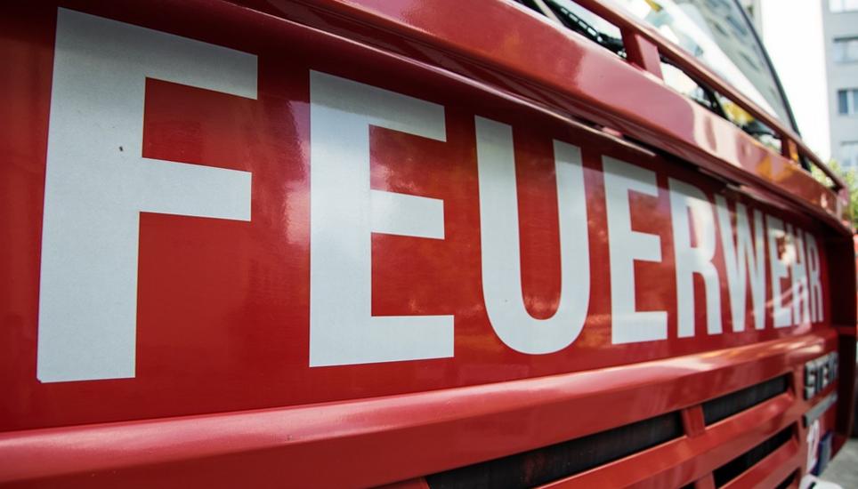 Die Feuerwehr konnte das komplette Ausbrennen der Liegenschaft nicht verhindern.