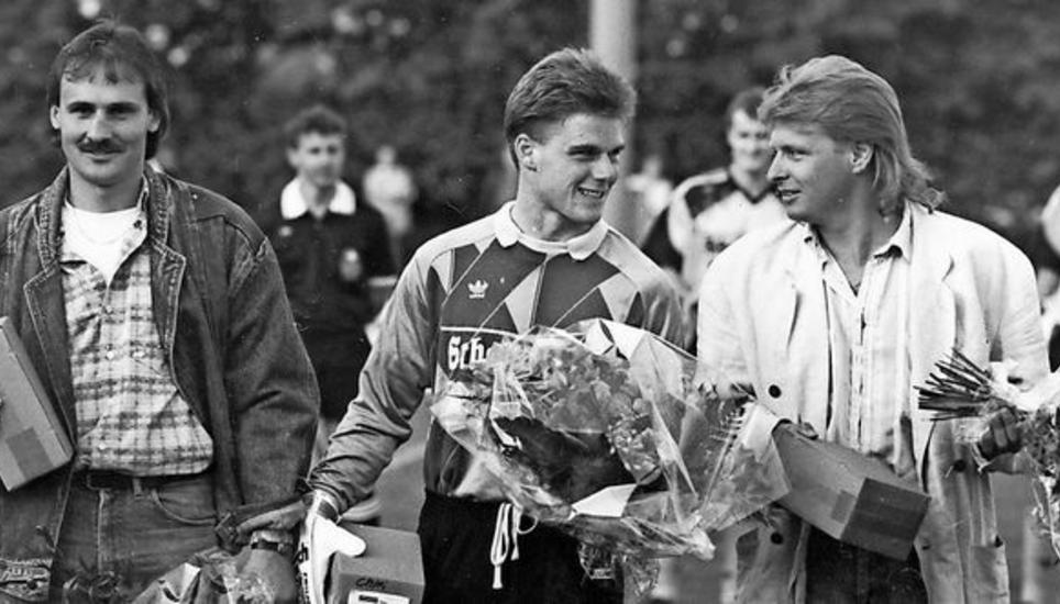 Die Verabschiedung: Hanspeter Macher (297 Spiele für den FCS), Alfio Chini (75) und Uwe Dreher (122) am Ende ihrer Karriere auf der Breite.