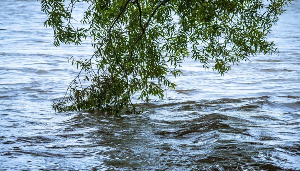Die Gemeinden sollen besser für Hochwasser gewappnet sein. Dafür braucht es laut SVP-Kantonsrat Philippe Brühlmann mehr finanzielle Unterstützung vom Kanton.