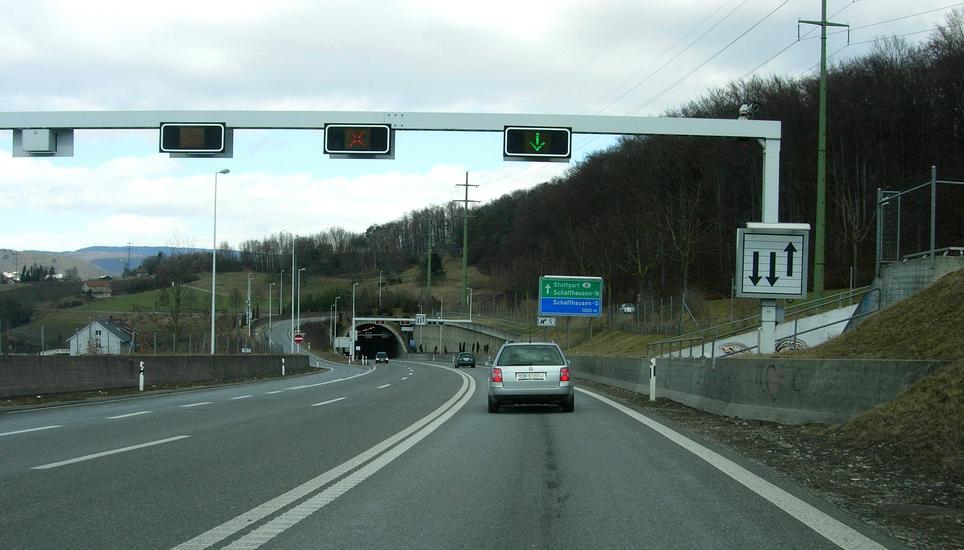 Symbolbild: der Cholfirsttunnel bei Flurlingen ZH