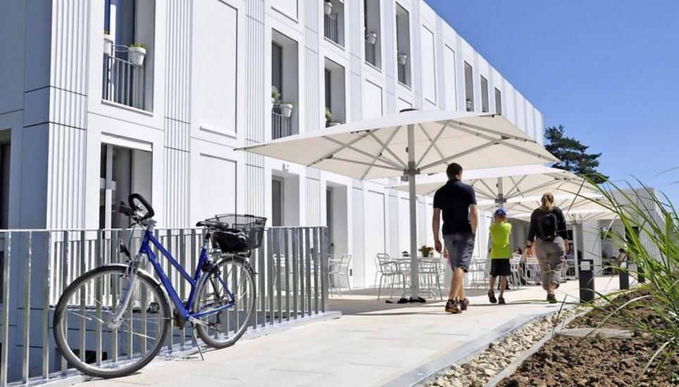 Die markante Fassade des 30-Millionen-Franken-Baus Zentrum Kohlfirst. Bild: Mark Gasser
