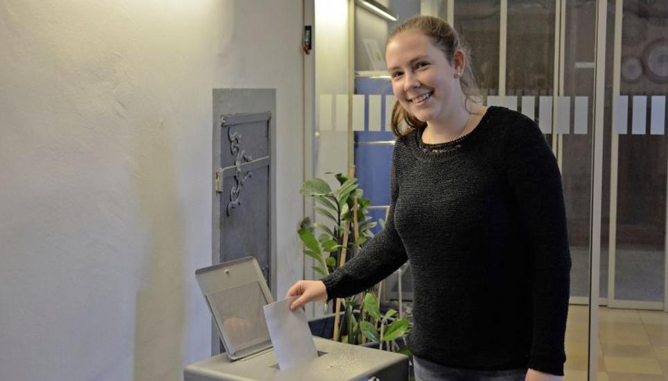 Heute eine Selbstverständlichkeit: das Frauenstimmrecht. Das war nicht immer so. Fabienne Ritzmann hat sich damit in ihrer Maturaarbeit auseinandergesetzt. Bild: Clio Zubler