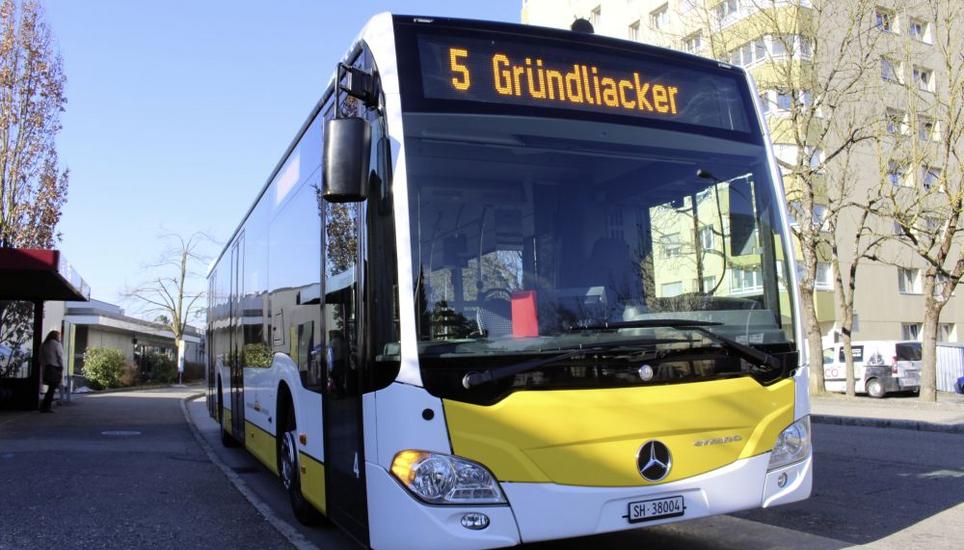 Die bestehende Linie 5 in Richtung Herblingen wird ab Dezember 2018 bis zur neuen Endhaltestelle Gründliacker verlängert, wo ein Buswendeplatz vorgesehen ist. Bild: Verkehrsbetriebe Schaffhausen