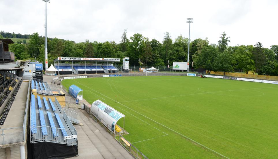 Wenn hier gespielt wird, dann ohne Zuschauer: Das Stadion Breite in Schaffhausen. Bild: Radio Munot