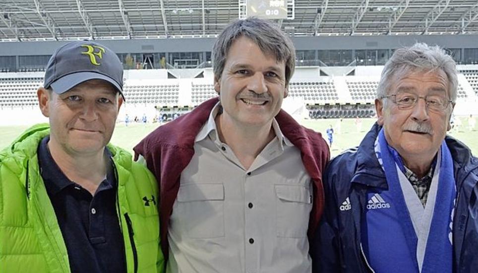 Clubprominenz aus Neunkirch: Michael Graf (Leiter Marketing), Reto Baumer (FCN-Präsident) sowie Bruno Leu (Ehrenmitglied).