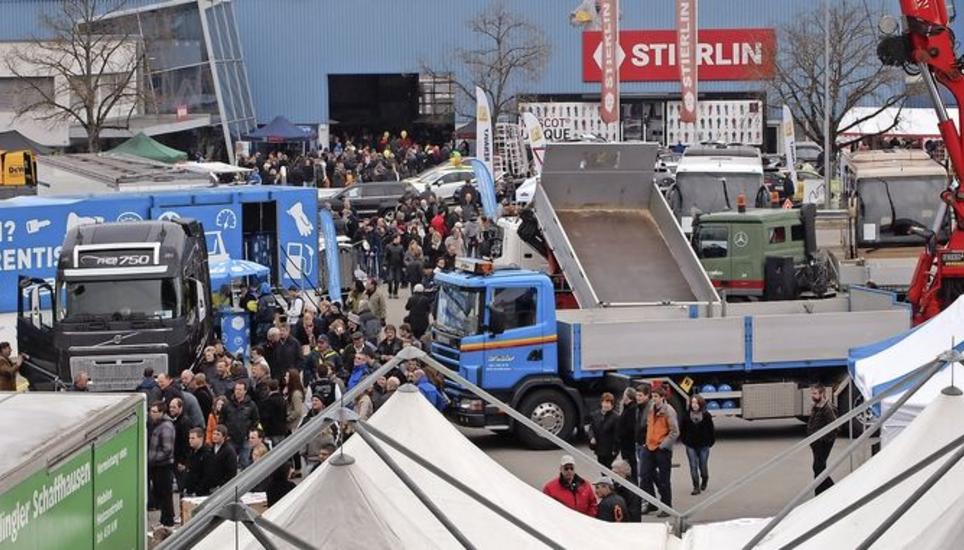 Unter dem Motto «Strassentransport bewegt und verbindet» steht die Sonderschau des Nutzfahrzeugverbandes Astag. Bild: zvg
