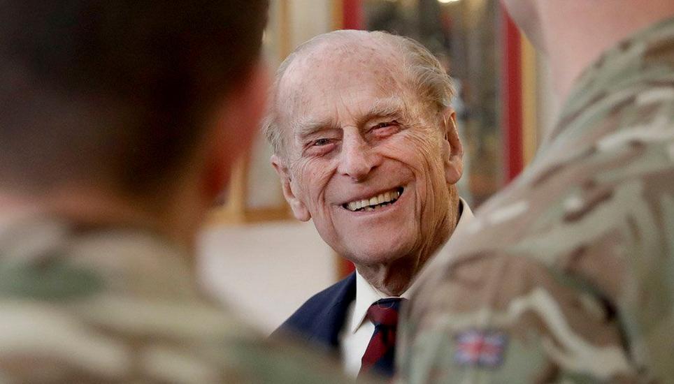 Prinz Philip hat mit seinen Sprüchen für Furore gesorgt. Bild: Twitter The Royal Family