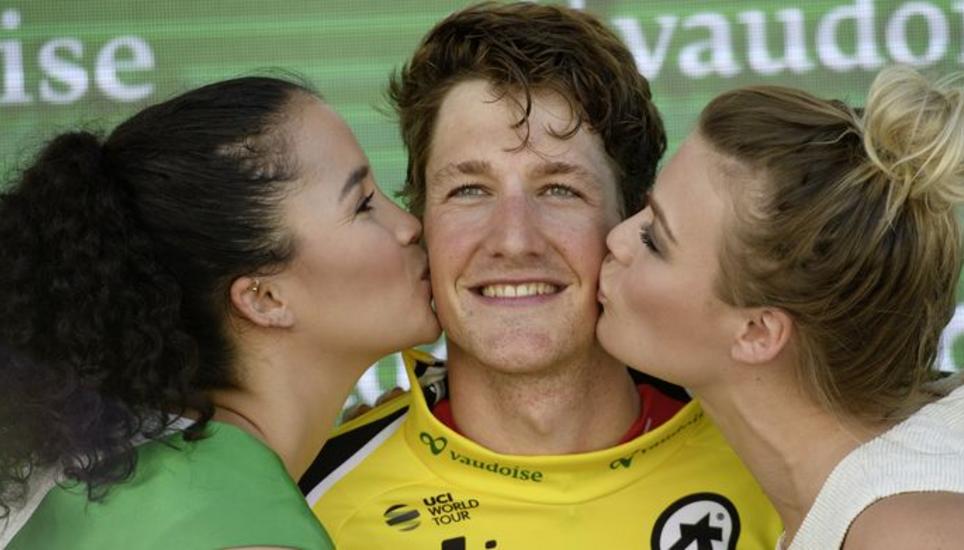 Ein wunderbares Gefühl, in Gelb eingekleidet zu sein: der Leader Stefan Küng.Bild Key