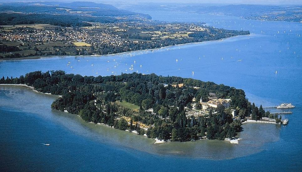 200 Meter östlich der Insel Mainau bei Konstanz ist ein Kleinflugzeug abgestürzt. Archivbild: zvg