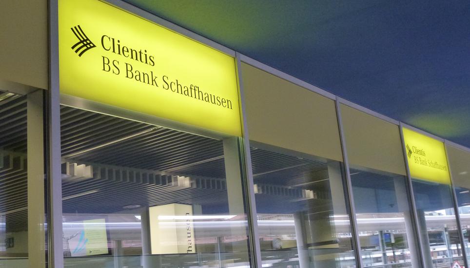 Die Clientis BS Bank, hier die Filiale in Schaffhausen, schliesst ihre Niederlassung in Löhningen.