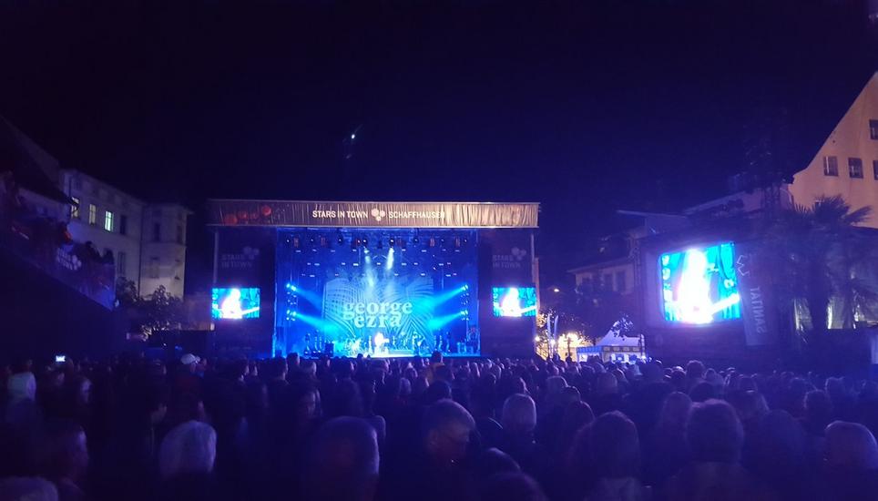 George Ezra beschliesst einen kalten Donnerstag am Stars in Town. Bild: ph