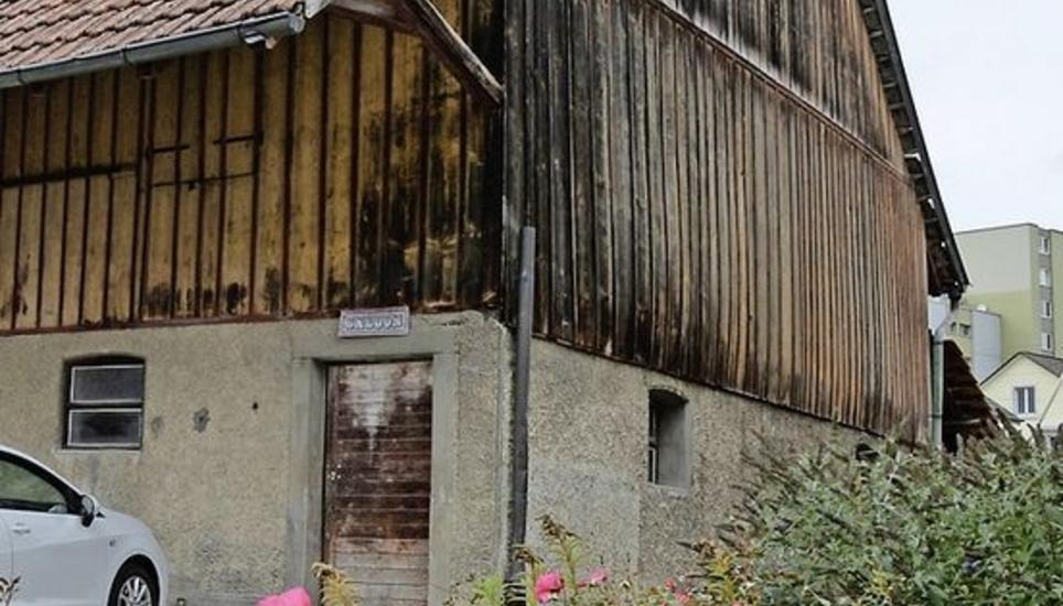 Nichts deutet auf das Erotikstudio im Innern des Gebäudes hin. Bild: Selwyn Hoffmann