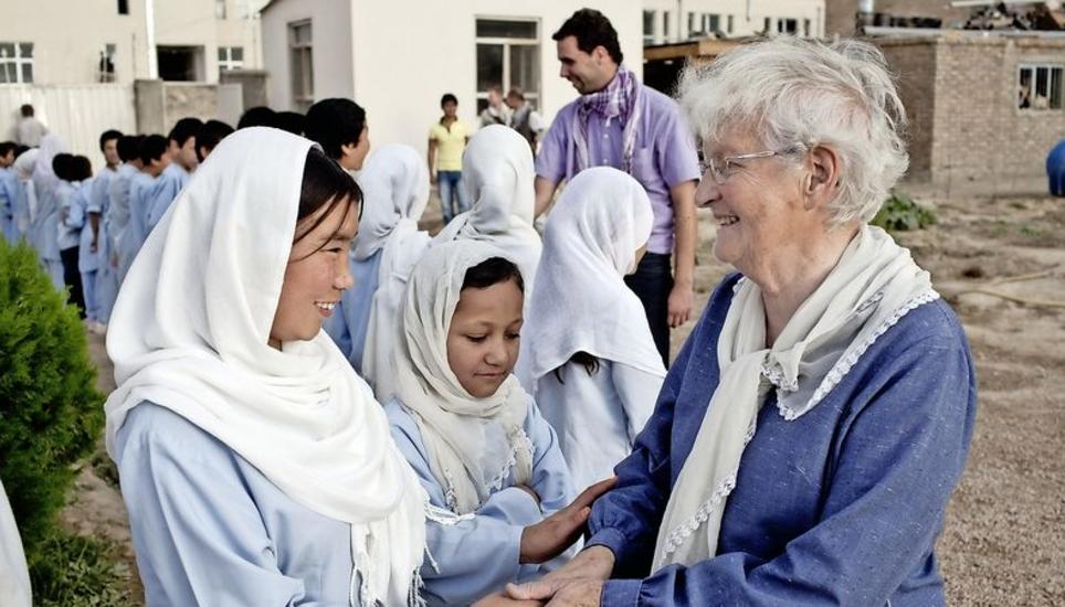 Vreni Frauenfelder gründete 1988 die Afghanistanhilfe Schaffhausen, die zusammen mit der Partnerorganisation Shuhada viele Hilfsprojekte organisierte. Heute wird die Neuhauser Ehrenbürgerin 90 Jahre alt. Bild: zvg