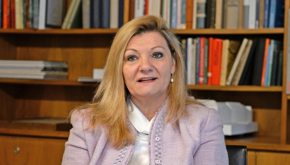 Cornelia Stamm Hurter erhielt nach ihrer letzten Stadtratsitzung viel Lob von ihren Mitpolitikern. Bild: Selwyn Hoffmann