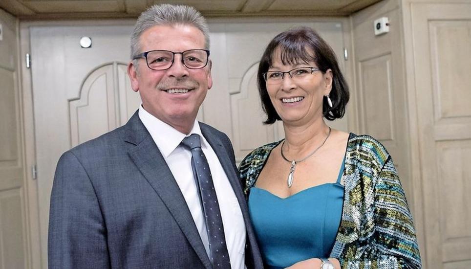 Manuela und Ueli Kaeser: zählen zu den Stammgästen des TCS-Balls und wünschen sich mehr derartige Galaveranstaltungen.