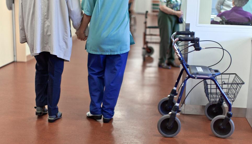 Und dass es in der Pflege an Personal fehlt, ist ebenfalls unbestritten - aber es ist nicht die Aufgabe des Bundes, über Löhne einer Berufsgattung zu bestimmen.