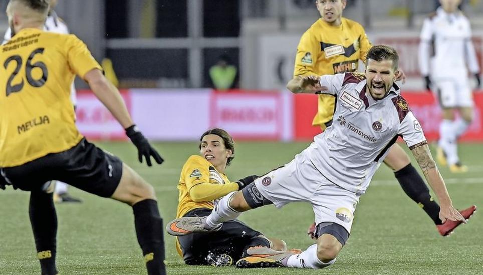 So geht Derby: Luca Tranquilli (Mitte) wird gegen den FC Winterthur wie im Duell gegen Servette Genf eher rustikal spielen müssen. Bild: Roger Albrecht