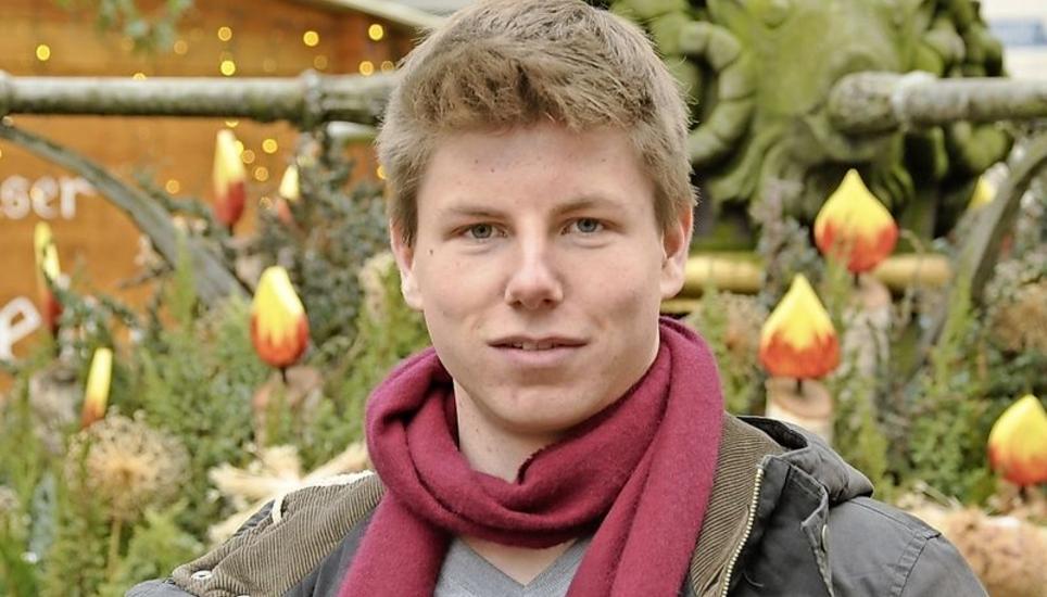 Simon Müller kommt langsam in Feierlaune: Am 24. Dezember ist Heiligabend, am 25. feiert er seinen neunzehnten Geburtstag. Bild: Tito Valchera