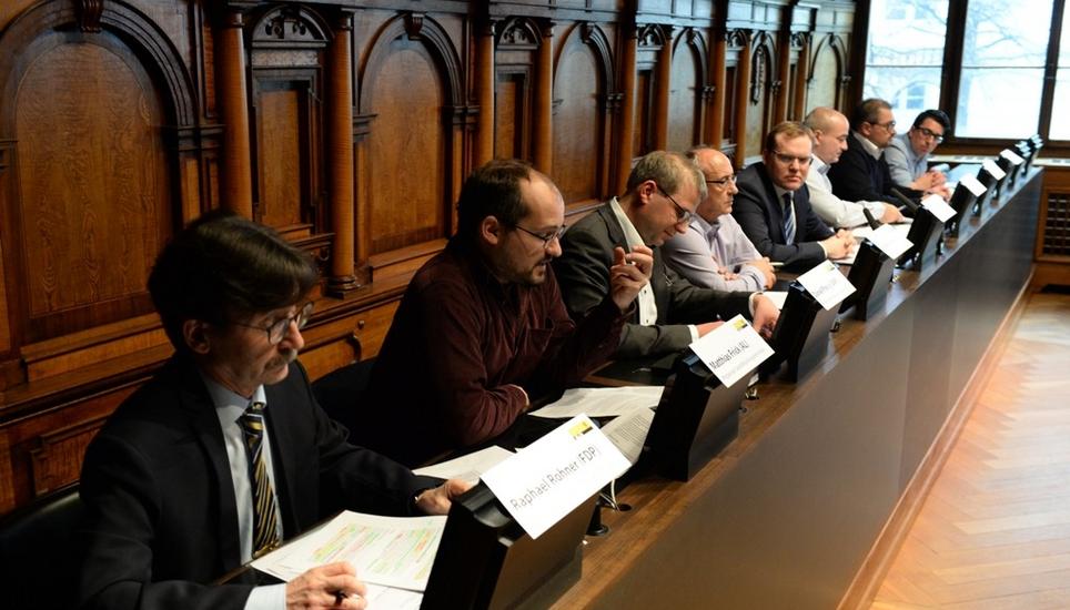 Die GPK bei der Medienkonferenz. Bild: Selwyn Hoffmann