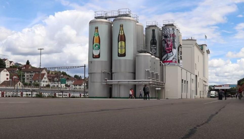 Ab Anfang April liefert die Brauerei Falken zwei Biersorten an die SBB aus. Bild: shn.ch