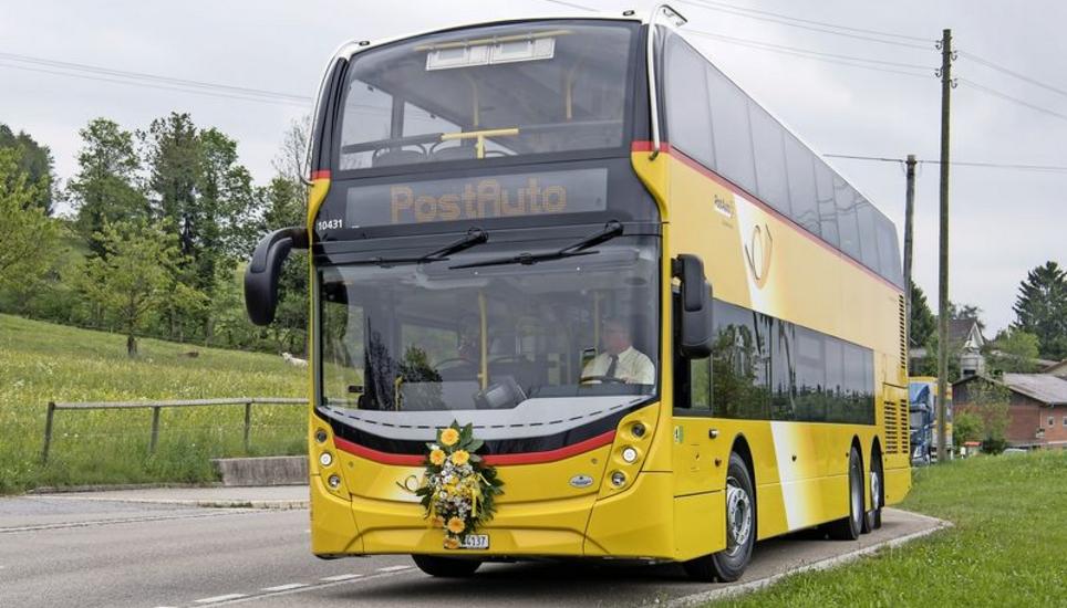 Die Behörden schieben sich den Fall um den Postauto-Betrug gegenseitig zu. Bild: Key