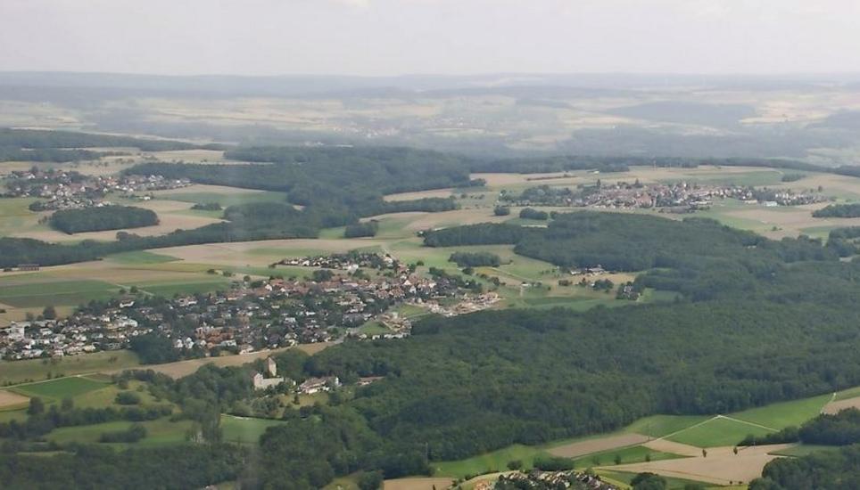Fusionieren die Gemeinden (v. l.) Büttenhardt, Stetten und Lohn, läge der geplante Steuerfuss bei 74 Prozent . Bild: Robin Blanck