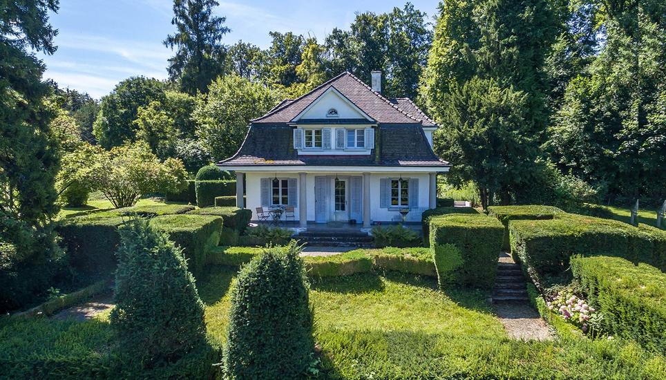 Auch das hübsche Rosenhaus gehört zur Konkursmasse.