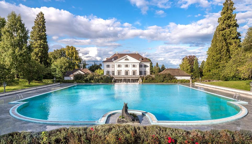 Beeindruckend ist auch der 37 Meter lange Pool.