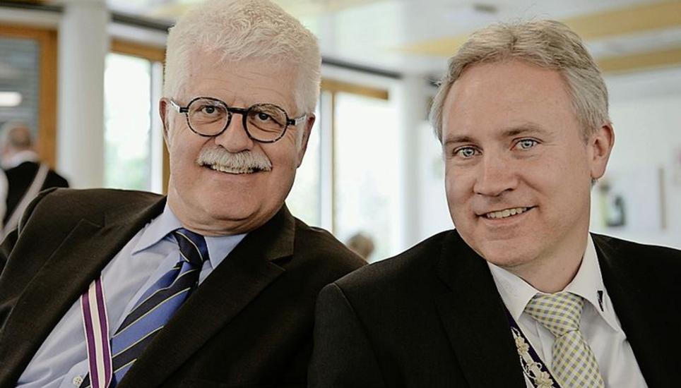 Marcel Schönenberger v/o Bonus und Martin Schläpfer v/o Pipe (l.) freuten sich über die gelungene Gesangspremiere.