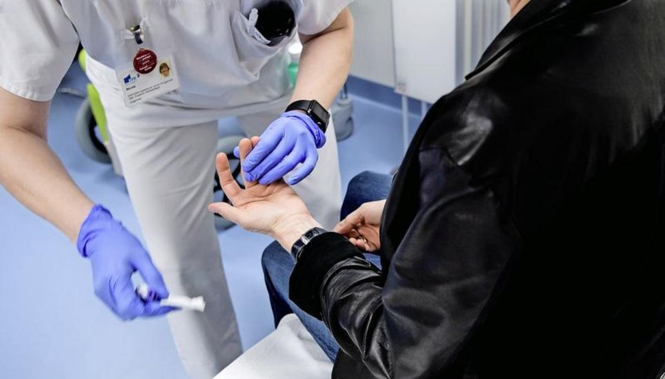 Ambulante medizinische Leistungen übernehmen die Krankenkassen gänzlich, stationäre nur anteilig. Bild: Key