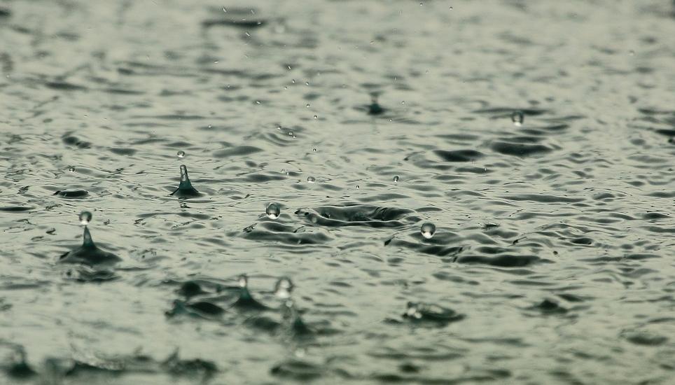 Das Wasser war zu viel für viele Gullies. Bild: PIxabay