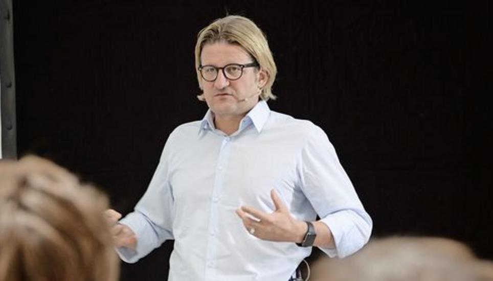 Der CEO von Procivis Daniel Gasteiger referierte am 59. ITS-Techno-Apéro in Neuhausen. Bild: Luca Miozzari