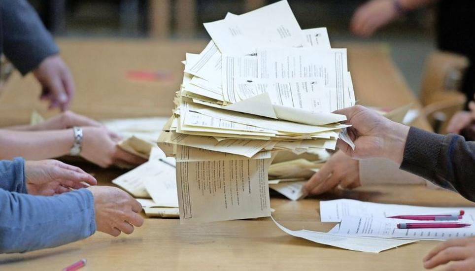 Das E-Voting soll in Zukunft das Papier ersetzen.