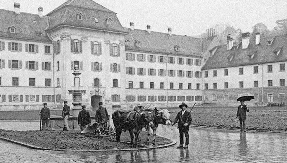 Der Klosterhof St. Gallen wurde 1918 im Geiste der verstärkten Produktion kurzerhand zum Kartoffelacker. Ähnliche Pläne gab es auch in der Stadt Schaffhausen. Bild: zvg